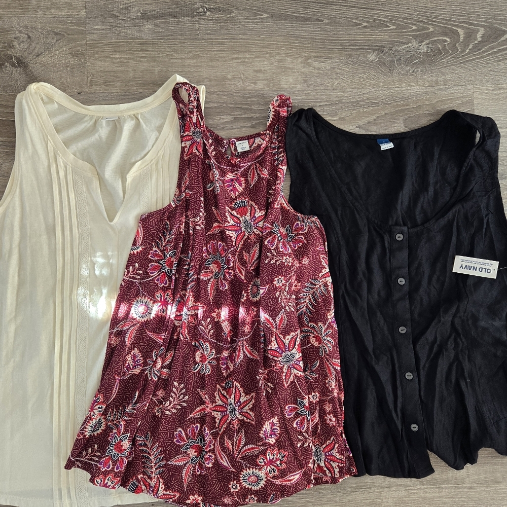 Old Navy Black, Cream, and Red Floral Tank Tops
